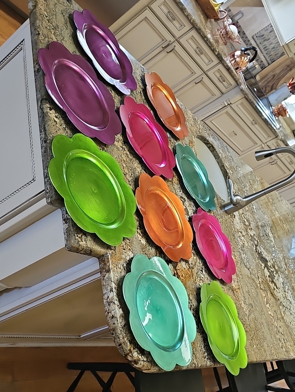 Colorful Flower-Shaped Decorative Dinner Charger Plate -Multicolor New Set Of 10
